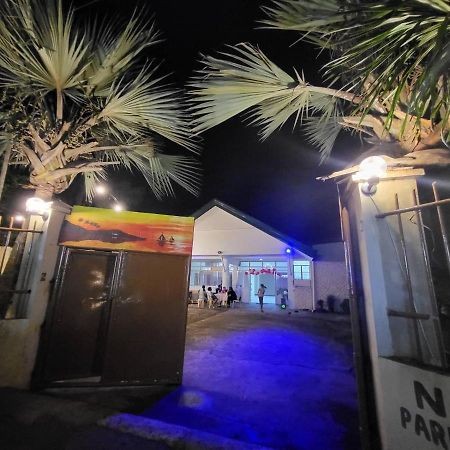 Hiraya Bed And Breakfast Roxas City Esterno foto