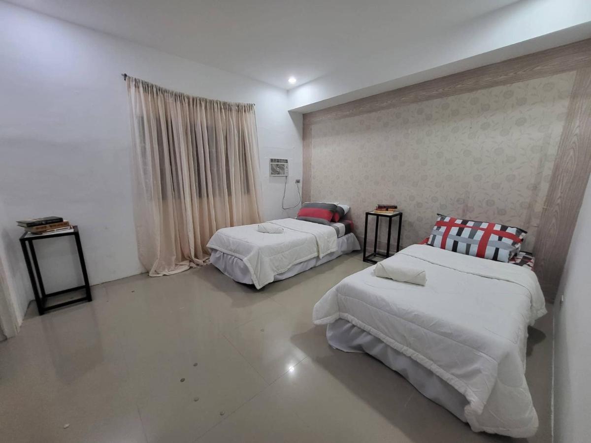 Hiraya Bed And Breakfast Roxas City Esterno foto